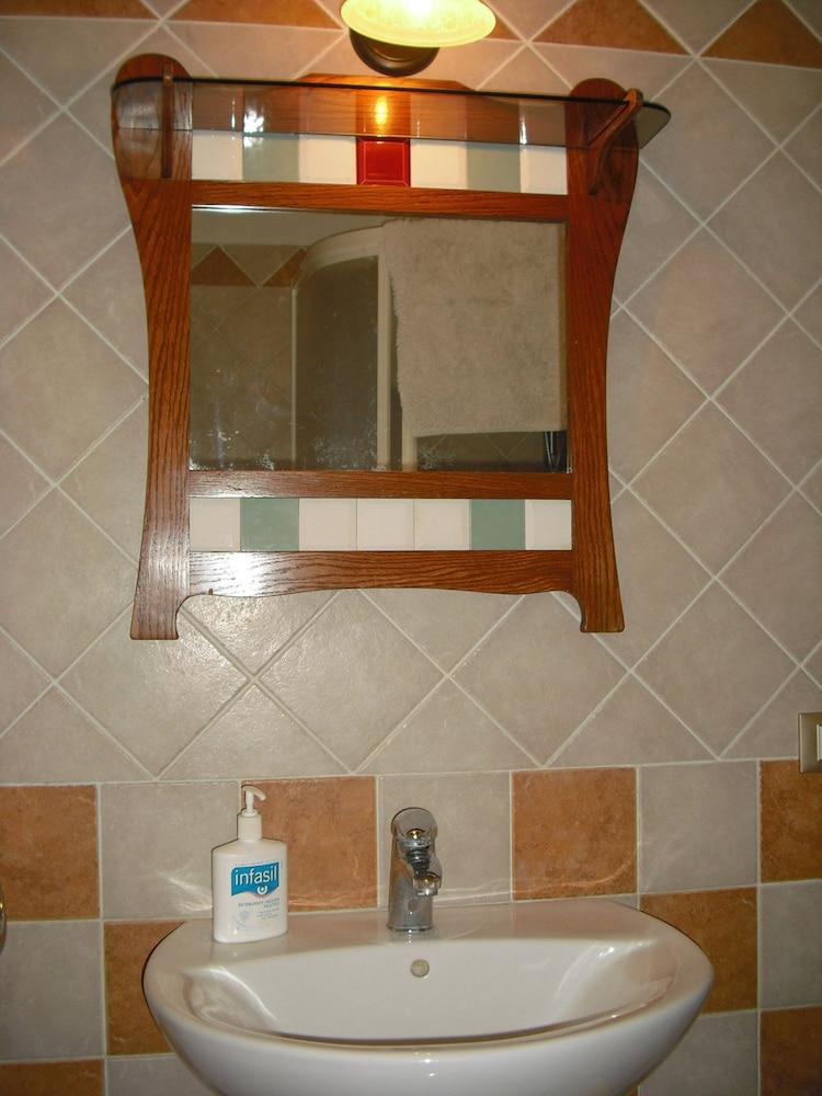 Almaran B&B Trapani Port & City Екстериор снимка