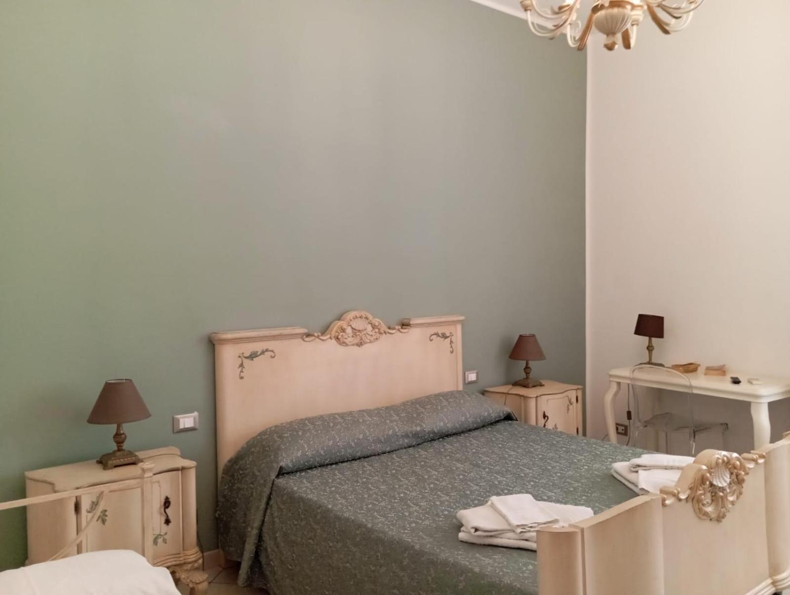 Almaran B&B Trapani Port & City Екстериор снимка